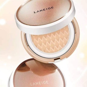 Kem nền chống lão hóa Laneige BB Cushion Anti aging