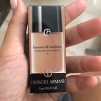 Kem nền Giorgio Armani