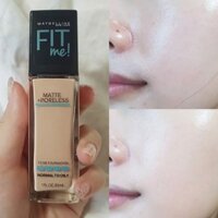 Kem nền kiềm dầu Fitme Matte+Poreless Maybeline New York 30ml. Hiệu quả cho da dầu, lỗ chân lông to.