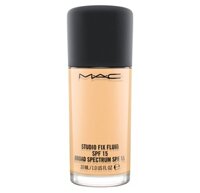 Kem nền Mac Studio Fix Fluid với SPF15