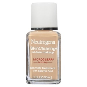 Kem nền Skin Clearing Oil Free Makeup Neutrogena