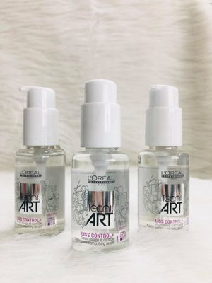 Kem tạo kiểu tóc chống rối LOreal Tecni Art Liss Control 150ml