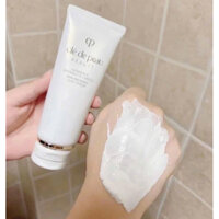 Kem tẩy tế bào chết Clé De Peau Beauté Skin-Refining Clay Scrub (90ml)