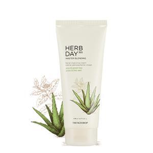 Kem tẩy trang trà xanh Herb Day Cleansing Cream Green Tea 150ml