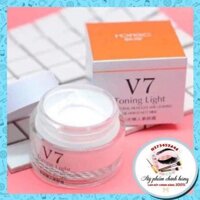 Kem trắng da v7 toning light,deep hydration bioaqua + tặng sữa rửa mặt Acnes Pure White 25g