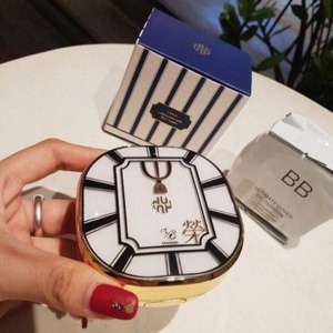 Kem trang điểm Ohui Ultimate Cover CC Cushion