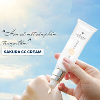 Kem trang điểm Sakura CC Cream Flawless Control SPF50+ PA++++