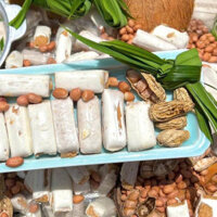 Kẹo Đậu Phộng Bơ Sữa Siêu Lừng, Giòn Tan Béo Ngậy – Gây Nghiện 500g Winnie House   Nguồn: Sản phẩm của thương hiệu chuyên bán hàng đặc sản Việt trên Shopee   Loại sản phẩm: Kẹo  Thương hi��u: Winnie House   Công dụng: Phù hợp với mọi lứa tuổi, ăn vặt   Mã sản phẩm: #WinnieHouse_KDPS_500g