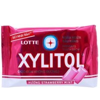 Kẹo Gum Không Đường Lotte Xylitol hương Dâu - Vỉ 11.6g