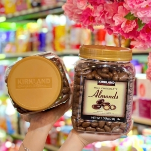 Kẹo Milk Chocolate Almonds Kirkland - 1.36kg