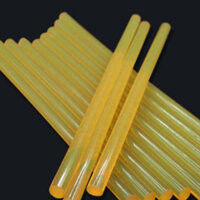 Keo nến Phổ Thông màu vàng chuyên dụng dán giấy, bìa carton, thùng bia, hàng mã,.... 11mm*30cm 25kg