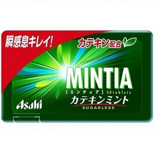 Kẹo ngậm Asahi Mintia trà xanh hộp 50 viên