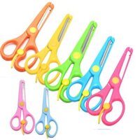 Kéo nhựa thủ công an toàn, có trợ lực cho bé nhiều màu sắc (Cái)