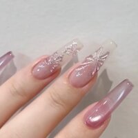 [Keo thủ công miễn phí] móng tay Nhân Tạo Màu hồng sen mắt mèo vẽ tay bướm bạch kim lấp lánh quang trị liệu giả vá móng tay trên móng tay tái sử dụng