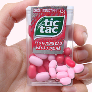 Kẹo vị dâu và bạc hà Tic Tac hộp 14.5g