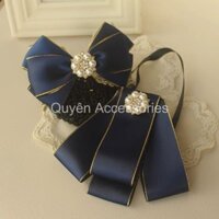 Kẹp búi tóc kèm nơ cổ áo xanh dương đính đá