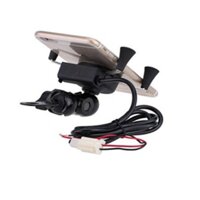 Kẹp điện thoại xe máy có kèm sạc