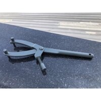 Kẹp mở nồi xe tay ga