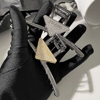 Kẹp Tóc Hình Tam Giác Đính Kim Cương Giả Bằng Kim Loại Cao Cấp