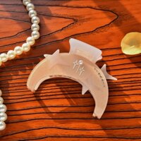 Kẹp tóc mặt trang xinh xắn cho các nàng bánh bèo