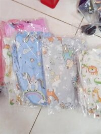 khăn choàng cho bé bú