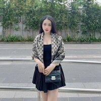 Khăn Choàng Cổ Cao Cấp Bùi Thu Trà Choàng ( bản Vuông) Choàng 2 mặt-GM LUXXYRY
