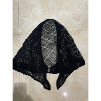 khăn choàng móc len tam giác