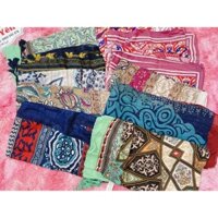 Khăn choàng thổ  cẩm