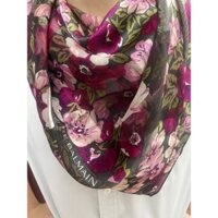 Khăn lụa mỏng Pierre Balmain