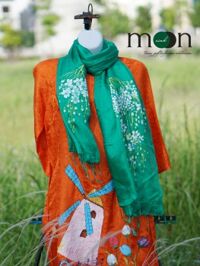 Khăn lụa tơ tằm Hà Đông vẽ họa tiết hoa. VNS146