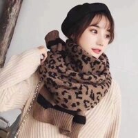 Khăn quàng cổ len