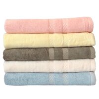 Khăn tắm sợi tre Sbaby 70x130cm (giao màu ngẫu nhiên)