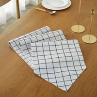 Khăn trải bàn dài tam giác caro trắng