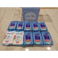 Khăn ướt Fressi care gói 20 miếng ( 8 gói xanh tặng 2 gói trắng )