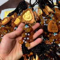 Khánh treo ô tô đá mã não