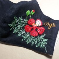 Khẩu trang linen thêu tay hoa phượng vĩ đỏ