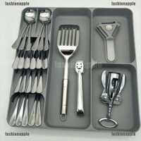 Khay Bằng Nhựa Chia Ngăn Đựng Muỗng Đũa Đa Năng Tiện Dụng