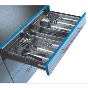 Khay chia thìa dĩa inox 304 có khoang tủ sâu 450mm