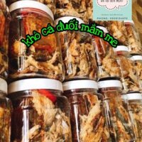 Khô đuối mắm me tươi được nướng kĩ qua lửa than rồi đập dập,xé sẵn,mềm,thịt khô vẫn giữ vị ngọt,ko có vị khai,ăn liền
😊