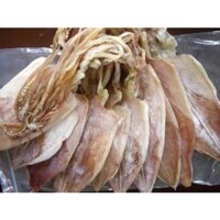 KHÔ MỰC SÔNG ĐÔC CÀ MAU; KHÔ MỰC ĐẶC SẢN CÀ MAU (Khô mực lớn cỡ 20-25 con/kg)