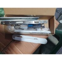 Khóa cửa nhựa lõi thép