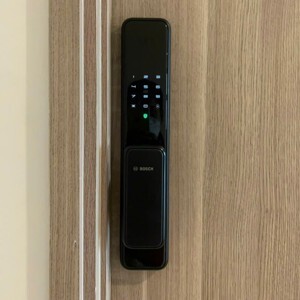 Khóa cửa vân tay Bosch EL600K