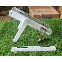 Khóa tay gạt giá rẻ CHUGN dùng cho nhôm cỏ hệ 4400 , màu trắng sữa và đen -1 bên chìa