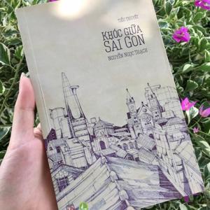 Khóc Giữa Sài Gòn