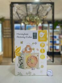 Khối vuông gỗ giúp phát triển giác quan cho bé Honeybee Activity Cube Classic World (18 tháng)