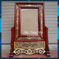 Khung ảnh thờ kép dơi, Khung hình thờ kép dơi vàng