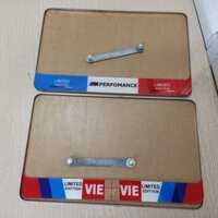 Khung biển số xe ô tô có logo, kích thước biển xe mới và xe biển màu vàng kinh doanh vận tải