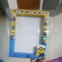 Khung hình giấy 3d - minion