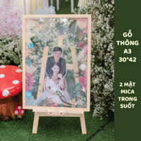 Khung hình gỗ thông A3; 30x42 cm trong suốt 2 mặt mica dày 2mm, màu veccni giữ nguyên vân gỗ