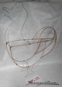 Khung lồng đèn gà 62x39cm